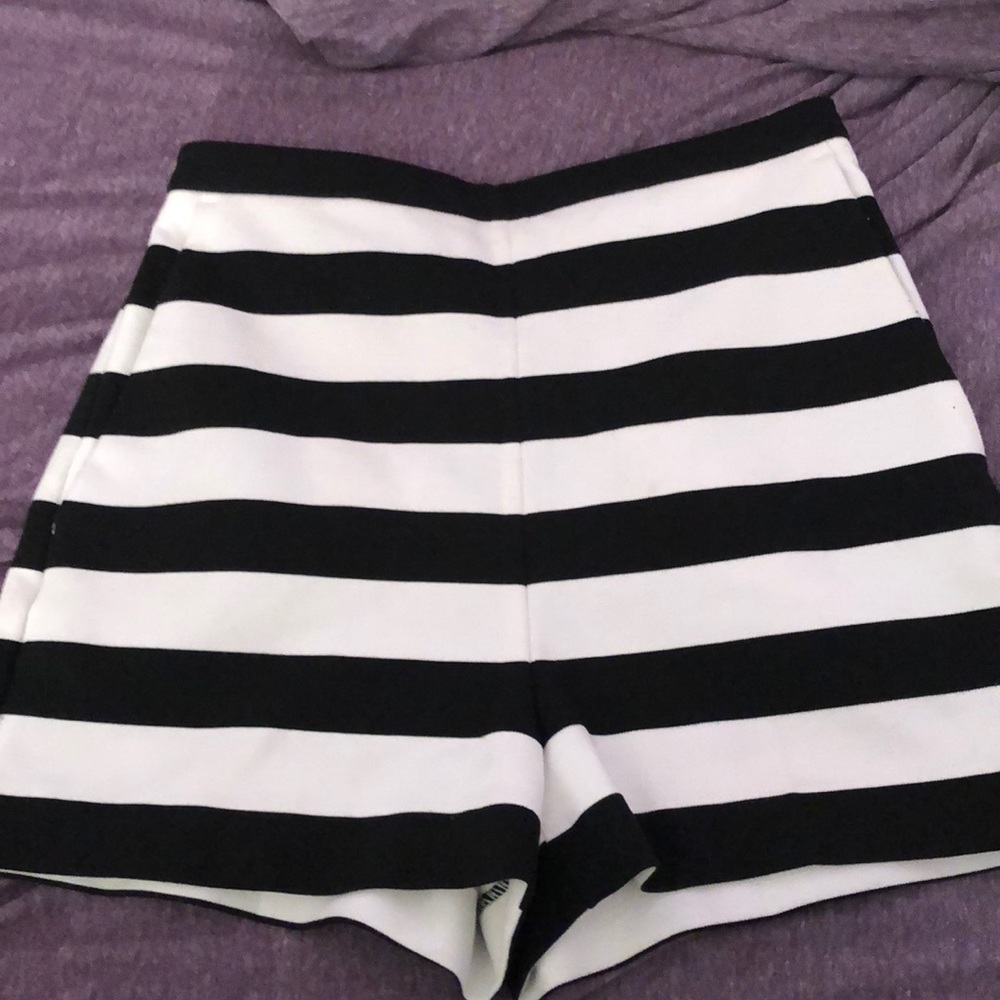 High Waisted Black and White stripped shorts